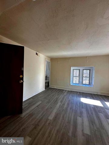 26 S STATE ST, Dover, DE 19901