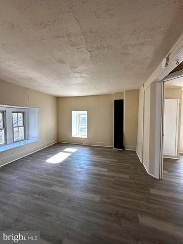 26 S STATE ST, Dover, DE 19901