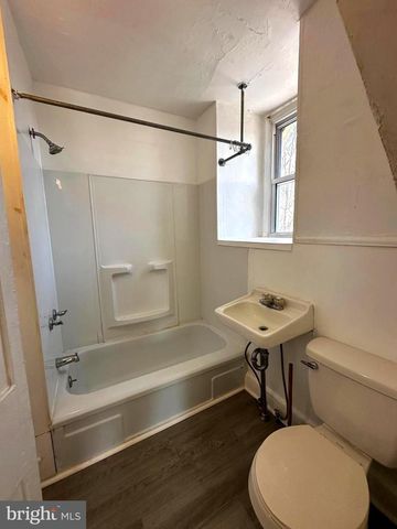 26 S STATE ST, Dover, DE 19901