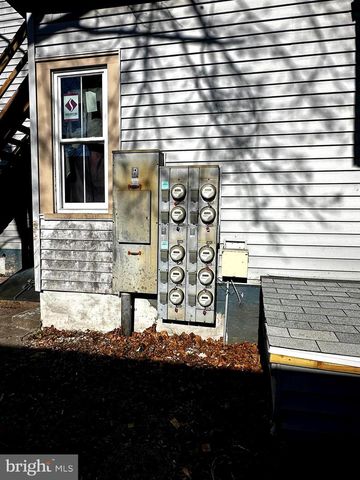 26 S STATE ST, Dover, DE 19901