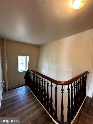 26 S STATE ST, Dover, DE 19901