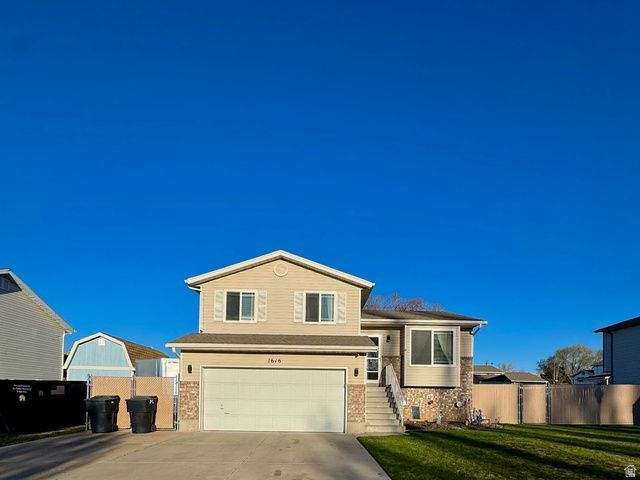 1616 N 725 W, Clinton, UT 84015