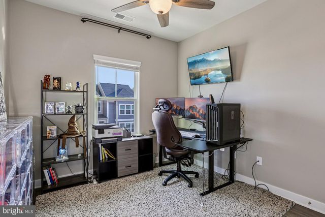 8002 QUAIL RISE LN, Laurel, MD 20723