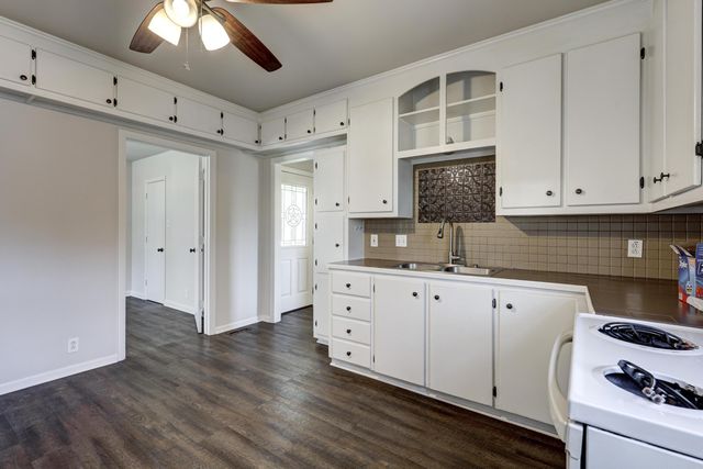 1324 E Hill Street, Joplin, MO 64801