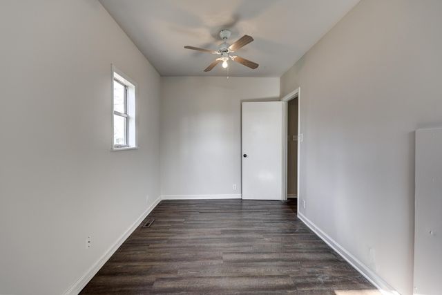 1324 E Hill Street, Joplin, MO 64801