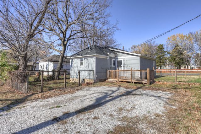 1324 E Hill Street, Joplin, MO 64801