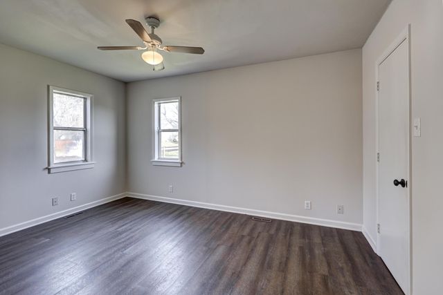 1324 E Hill Street, Joplin, MO 64801