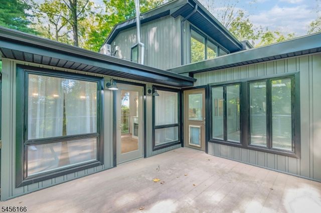 1204 Johnston Dr, Watchung Boro, NJ 07069
