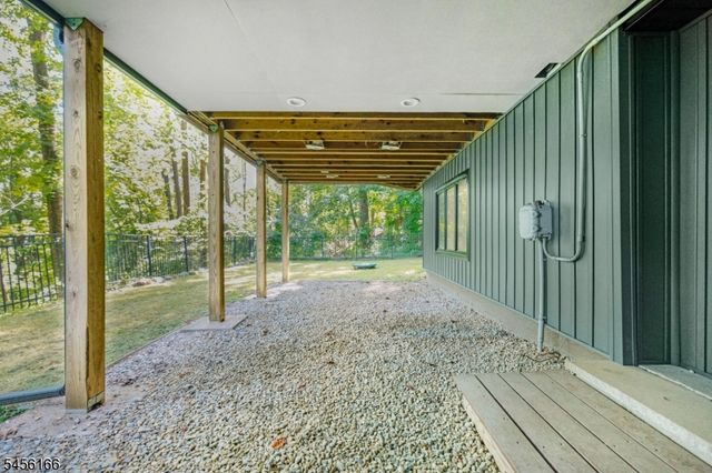 1204 Johnston Dr, Watchung Boro, NJ 07069