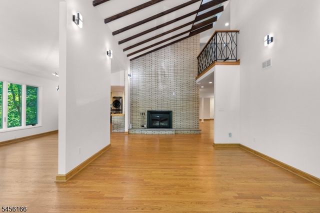 1204 Johnston Dr, Watchung Boro, NJ 07069