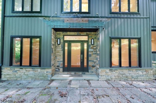 1204 Johnston Dr, Watchung Boro, NJ 07069