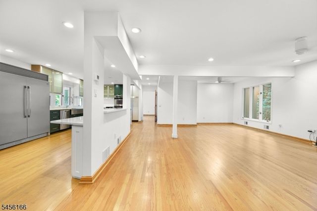 1204 Johnston Dr, Watchung Boro, NJ 07069