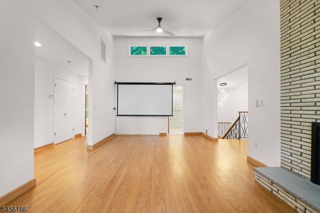 1204 Johnston Dr, Watchung Boro, NJ 07069