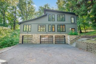1204 Johnston Dr, Watchung Boro, NJ 07069