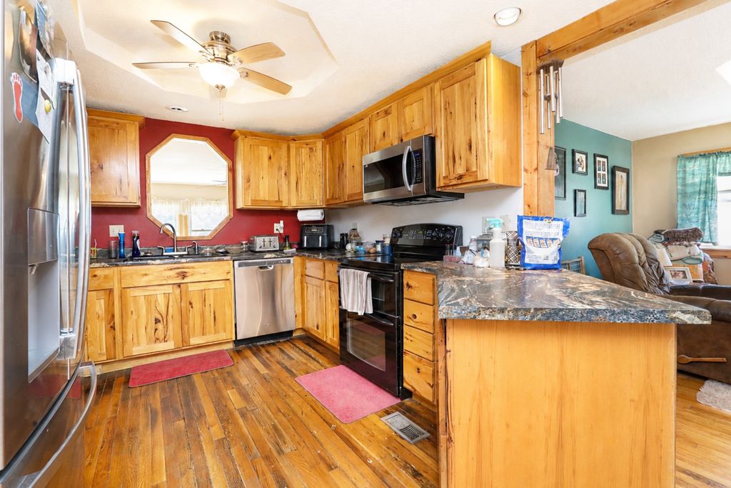 1505 Westwood Drive, Jefferson, IA 50129