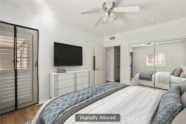 469 Country Club 114, Simi Valley, CA 93065