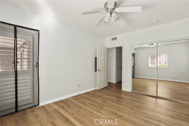 469 Country Club 114, Simi Valley, CA 93065