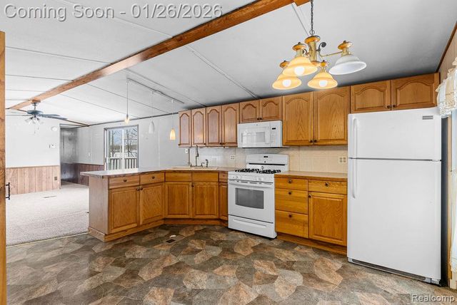 5246 Nicholson Road, Fowlerville, MI 48836