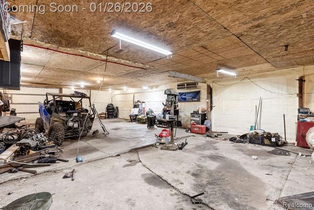 5246 Nicholson Road, Fowlerville, MI 48836