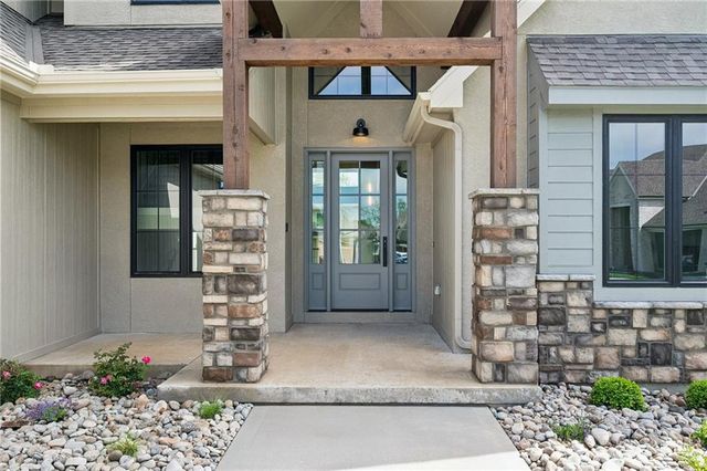 2728 NE 91st Place, Kansas City, MO 64156