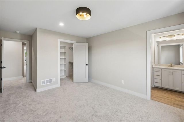 2728 NE 91st Place, Kansas City, MO 64156