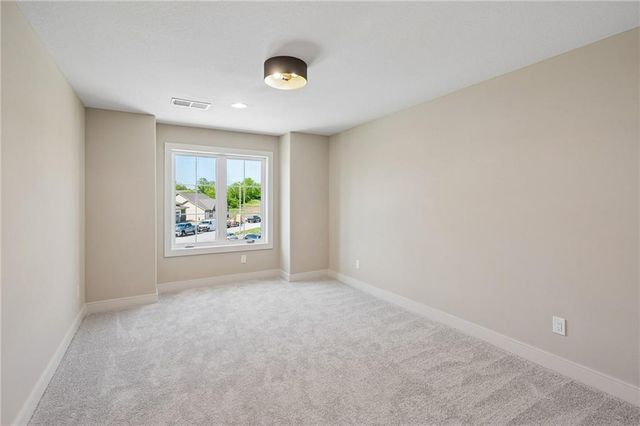 2728 NE 91st Place, Kansas City, MO 64156