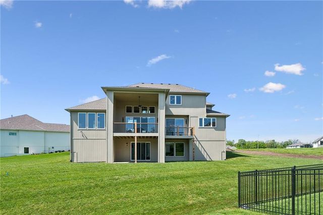 2728 NE 91st Place, Kansas City, MO 64156