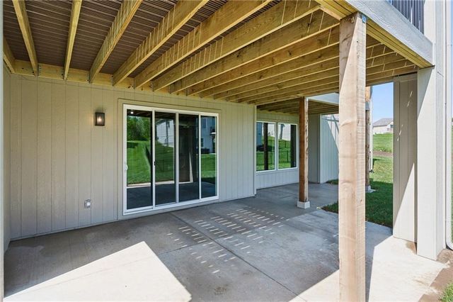 2728 NE 91st Place, Kansas City, MO 64156