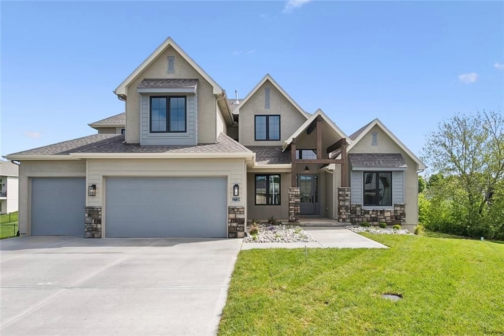 2728 NE 91st Place, Kansas City, MO 64156