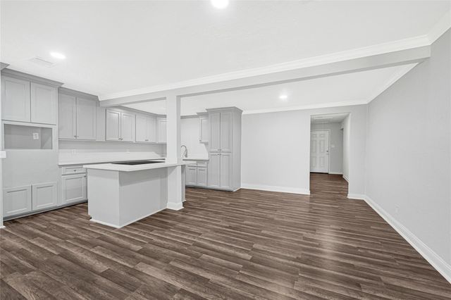 7625 Touchstone Street, Houston, TX 77028