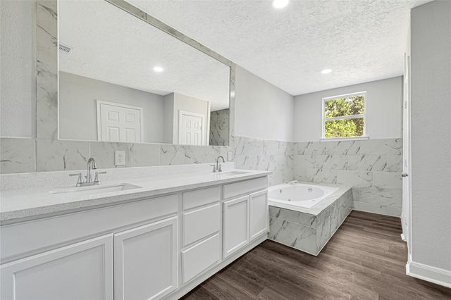 7625 Touchstone Street, Houston, TX 77028