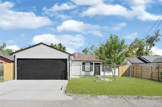 7625 Touchstone Street, Houston, TX 77028