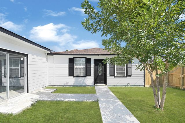 7625 Touchstone Street, Houston, TX 77028