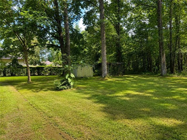 172 Raymond Carson, Newnan, GA 30265