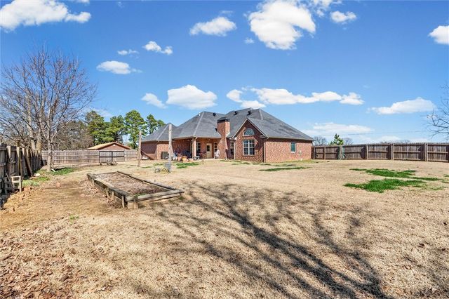 200 W Kimberly Lane, Rogers, AR 72756