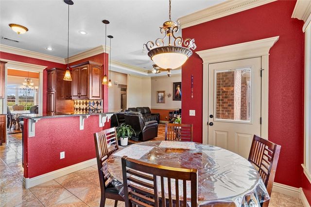 200 W Kimberly Lane, Rogers, AR 72756