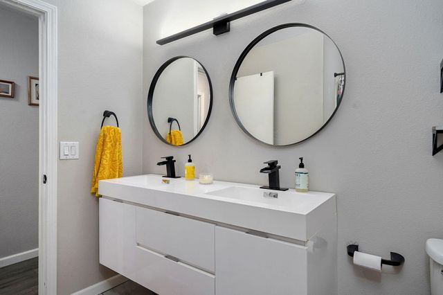 5432 South Honeysuckle Lane, Battlefield, MO 65619