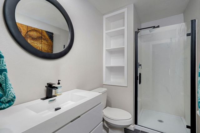 5432 South Honeysuckle Lane, Battlefield, MO 65619