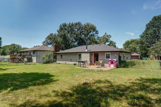 5432 South Honeysuckle Lane, Battlefield, MO 65619