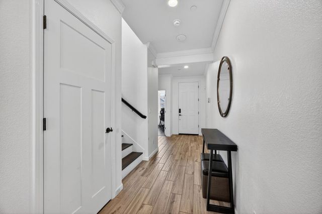 12555 Thornberg Way, Rancho Cordova, CA 95742