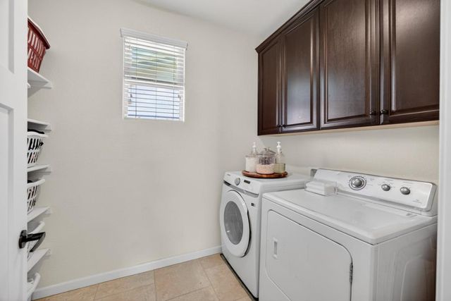 12555 Thornberg Way, Rancho Cordova, CA 95742