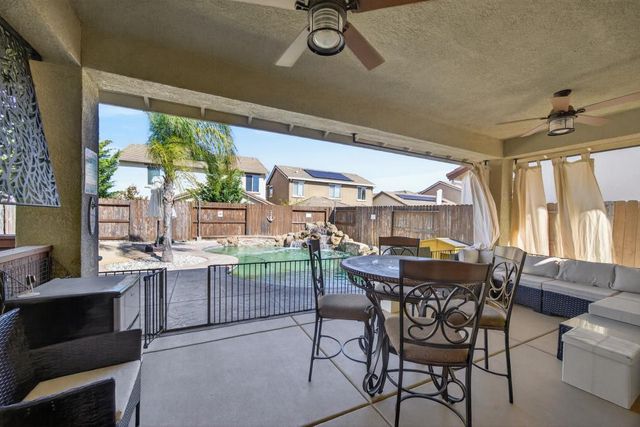 12555 Thornberg Way, Rancho Cordova, CA 95742