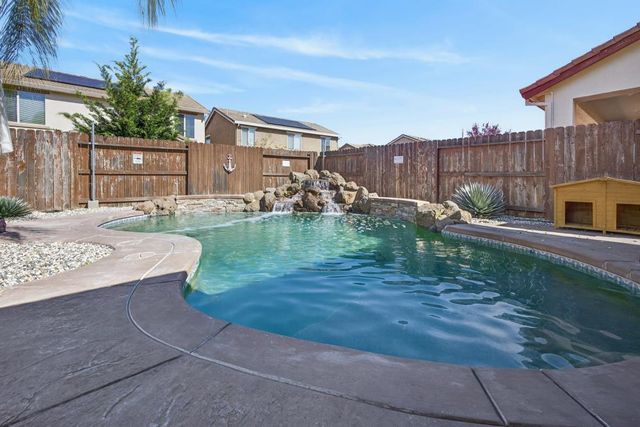 12555 Thornberg Way, Rancho Cordova, CA 95742