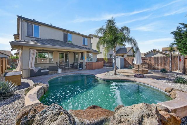 12555 Thornberg Way, Rancho Cordova, CA 95742