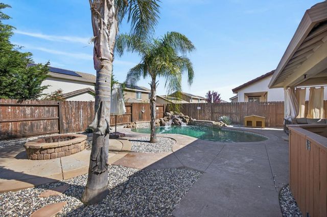 12555 Thornberg Way, Rancho Cordova, CA 95742