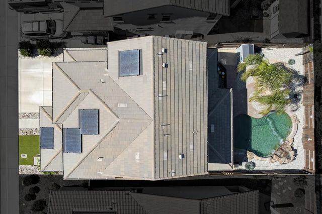 12555 Thornberg Way, Rancho Cordova, CA 95742