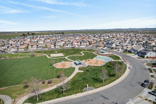 12555 Thornberg Way, Rancho Cordova, CA 95742