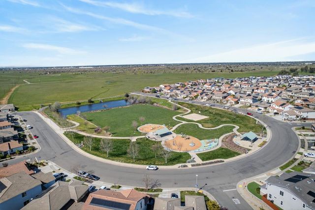 12555 Thornberg Way, Rancho Cordova, CA 95742