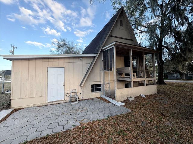 501 N LANIER AVENUE, Fort Meade, FL 33841