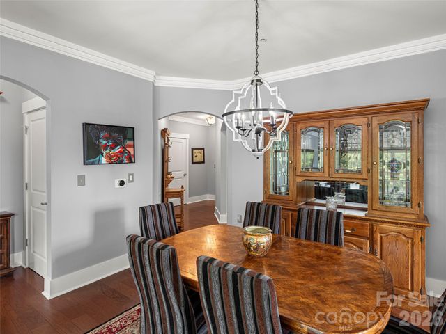 5 Farleigh Street 104, Asheville, NC 28803